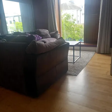 360 Dun Aoibhinn Apartment *